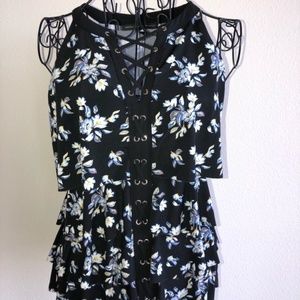 WHBM Sleeveless Lace-Up Top